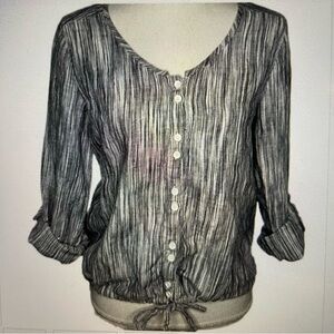 209wst38 Gray/Blue Button-Down Striped Blouse
